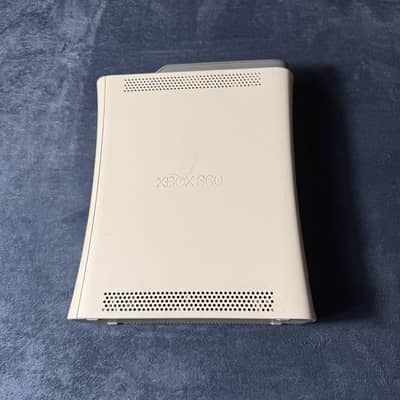 xbox 360 white beautiful fresh condition
