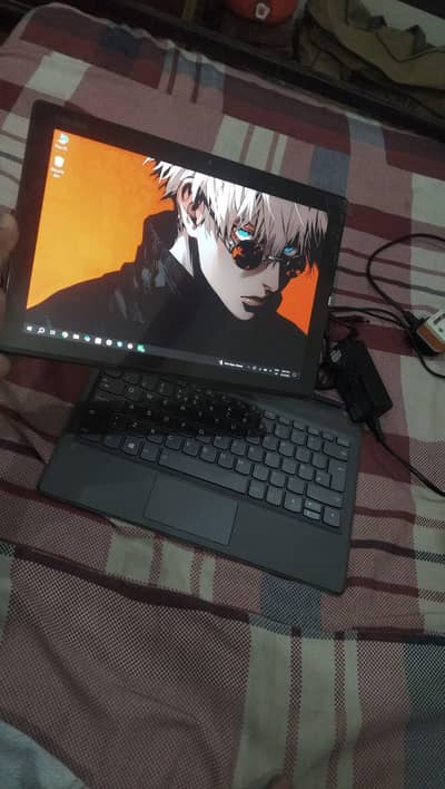 Lenovo convertable laptop core i5 8th generation 8/256ssd like new