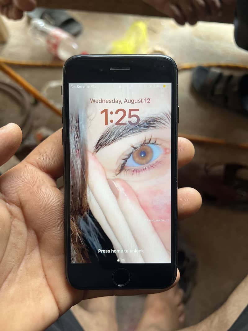 Apple iPhone SE 3