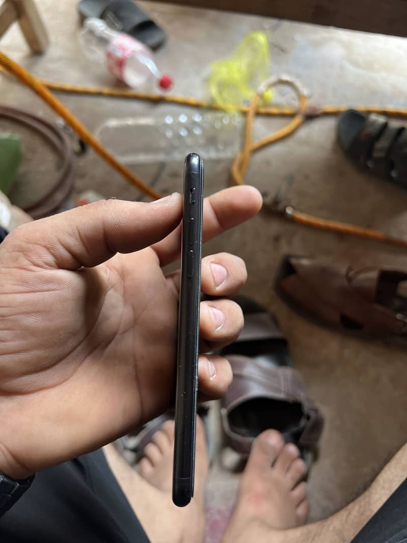Apple iPhone SE 7