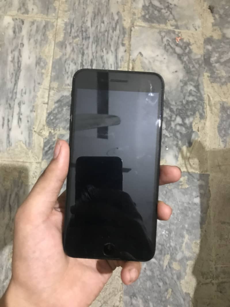 Apple iPhone 7 Plus 7