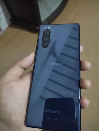 Sony Xperia 5