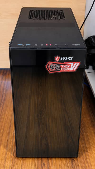 Gaming PC | Intel i7-7700K | RX 580 8GB | 16GB RAM | SSD