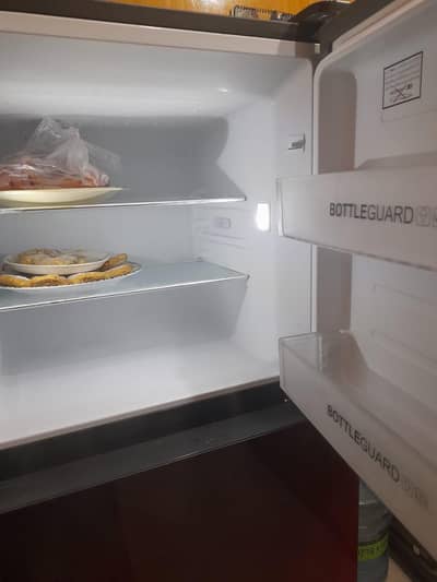 hier  fridge inverter. . 10 by 10 condition(03353815850)