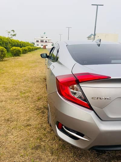 Honda Civic Oriel 2021