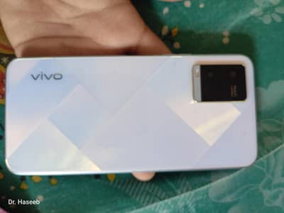 Vivo Y21