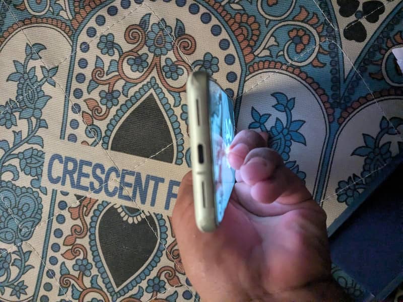 Google Pixel 8 2