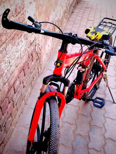 LUMBORGHINI ALUMINUM FRAME IMPORTED BY CYCLE IN GOOD CONDITION FOR SAL