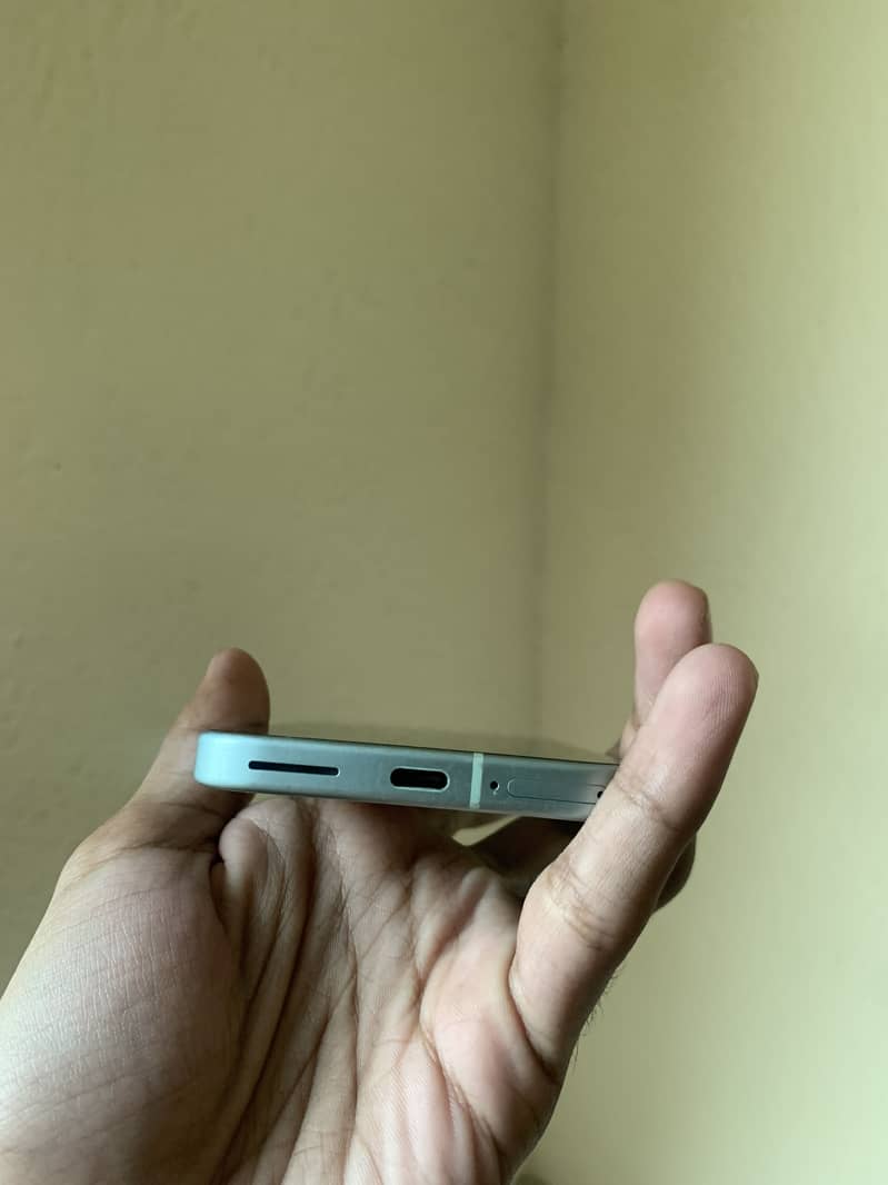 Google Pixel 9 2