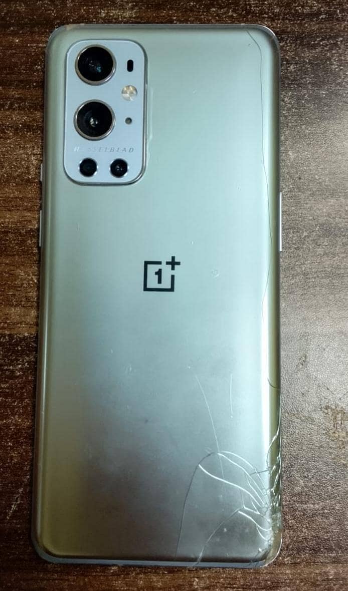 One Plus 9 pro 4