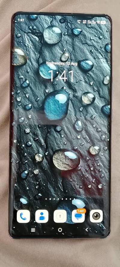 vivo v30e for sale with box and charger