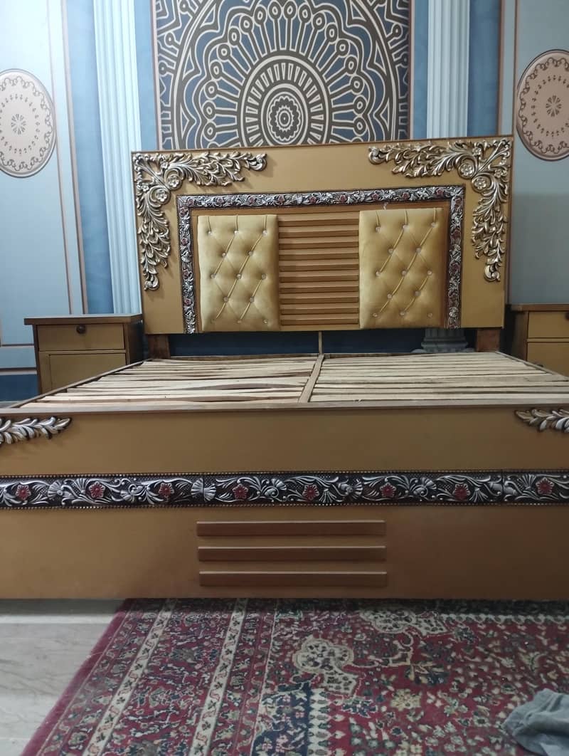 king size bed  2
