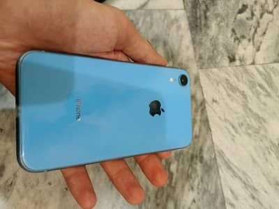 Apple iPhone XR