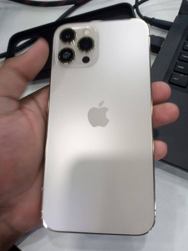 iPhone 12 Pro Max 0