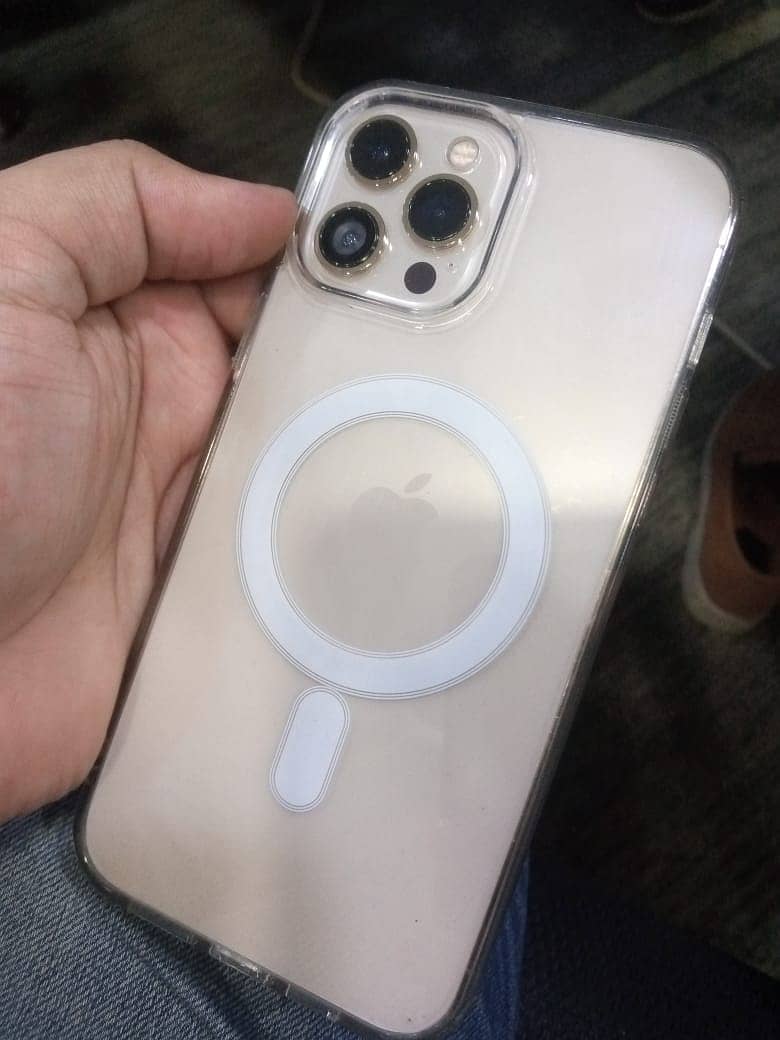 iPhone 12 Pro Max 2