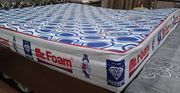 Diamond 8 inch foam king size