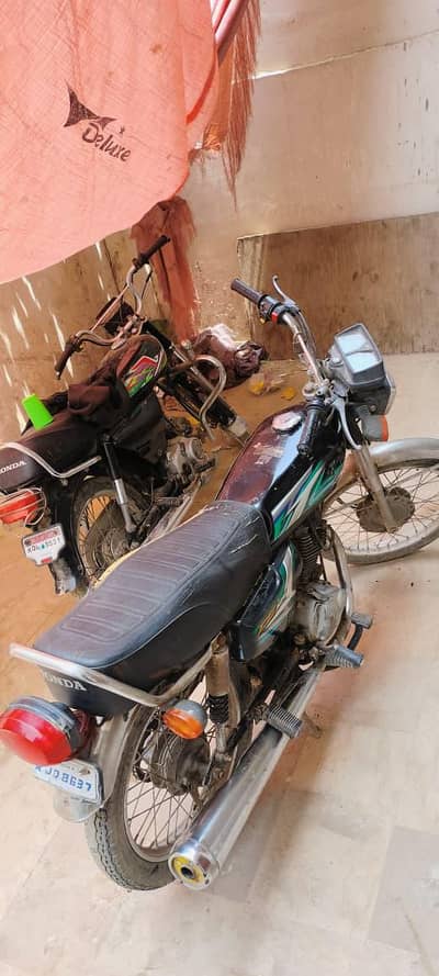 unique 125