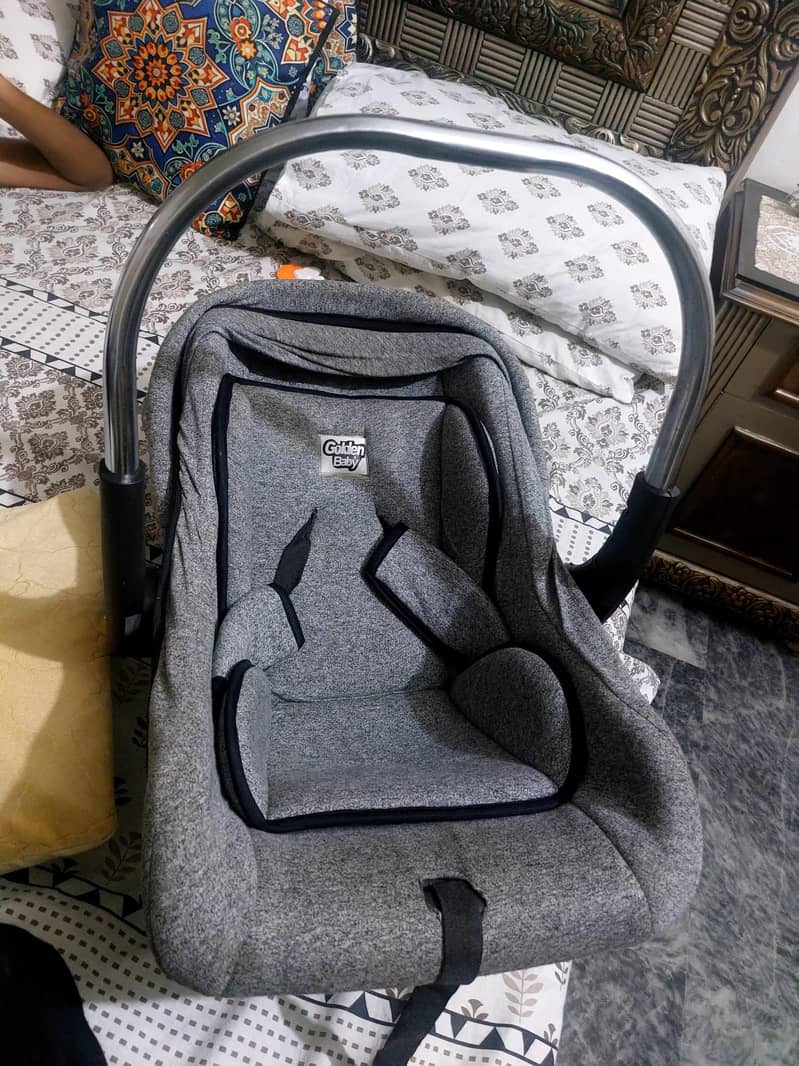 carry cot 0