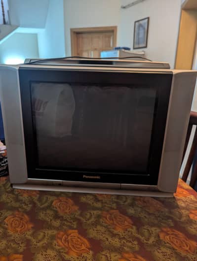 Panasonic CRT TV with free tv trolley