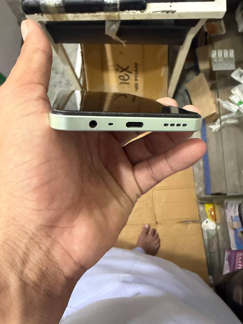 Realme Note 60x 4