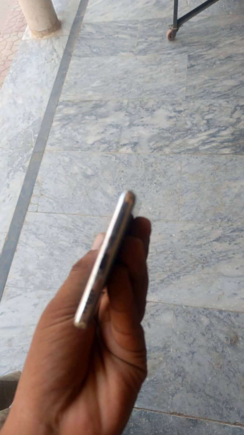 Tecno CAMON 40 Pro 3