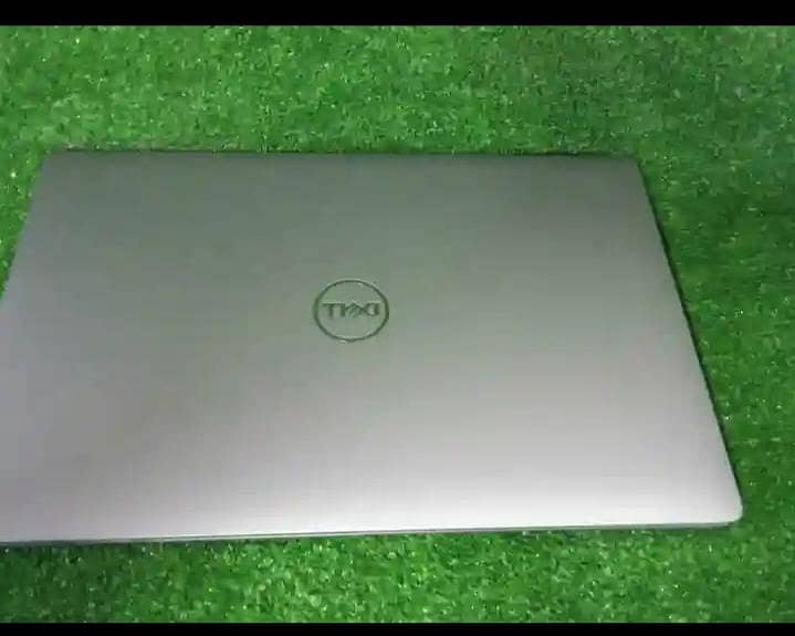 Dell Precision 3550 0