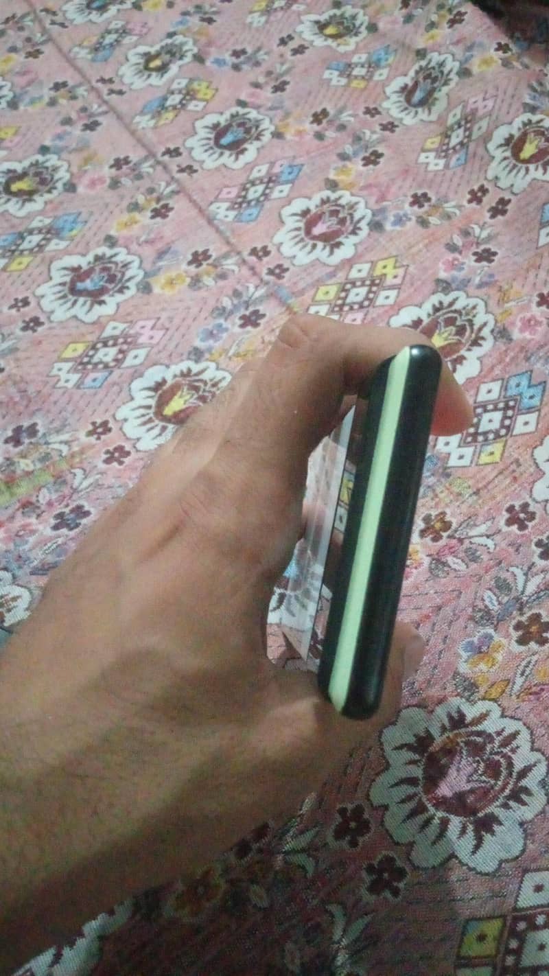 Google Pixel 6 3
