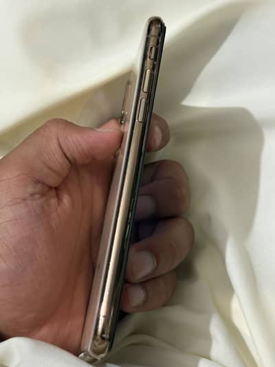Apple iPhone XS