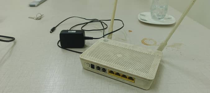 Huawei WiFi Fiber Router with Charger – 100% Working