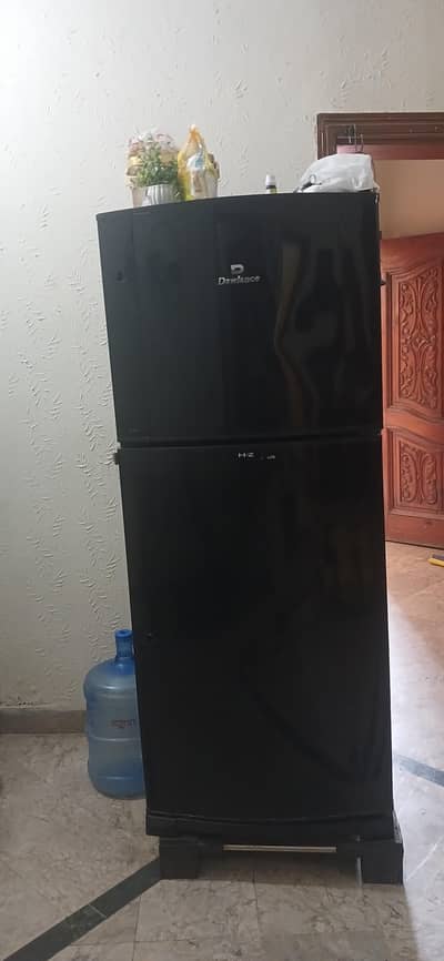 Dawlance fridge for sale