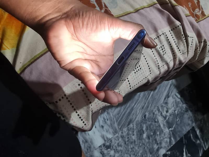 Samsung Mobile Note 10 Plus 3