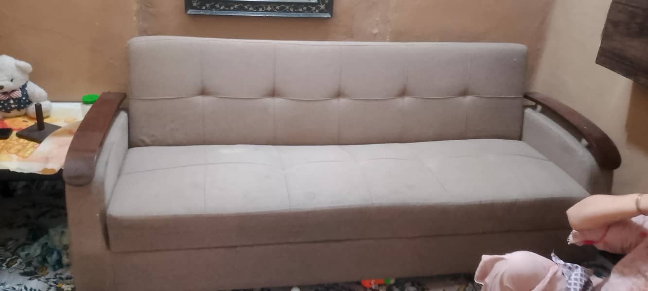 Sofa come bed 1