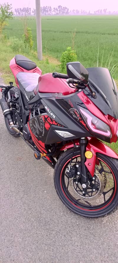 Kawasaki Ninja ZX-10R 2025 400cc dual cylinder