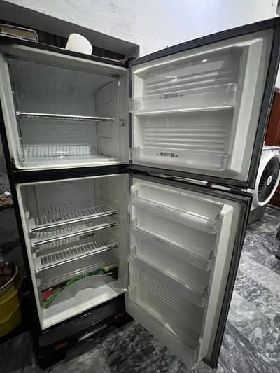 Dawlance fridge ( H-Zone Plus )  [ 0328 - 3161 - 137 ]