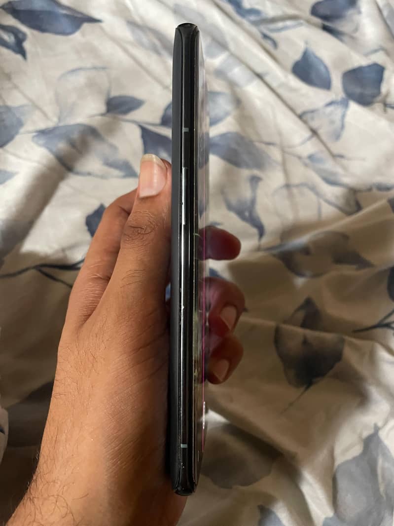 One Plus 9 Pro 4