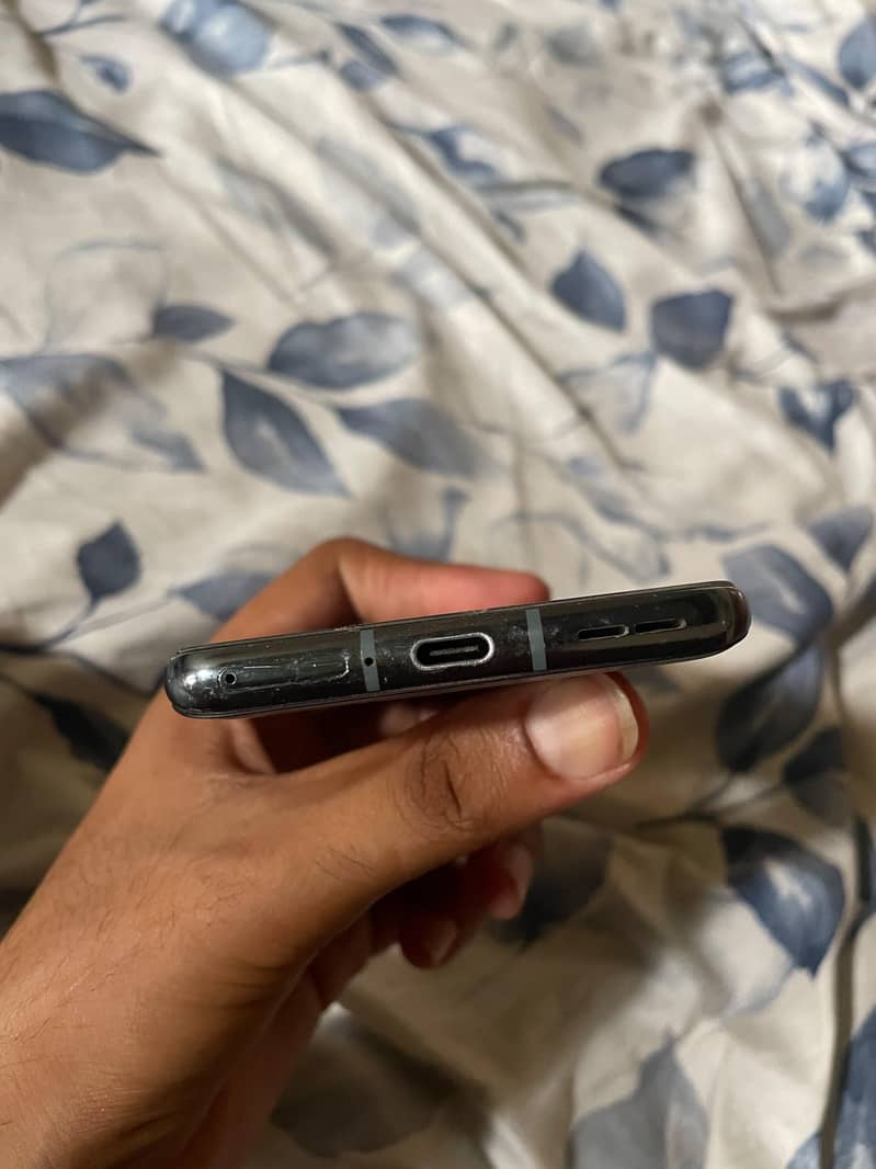One Plus 9 Pro 5