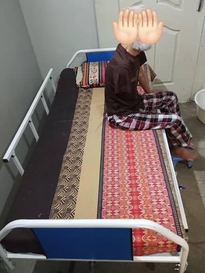 Patient Bed With Mattress