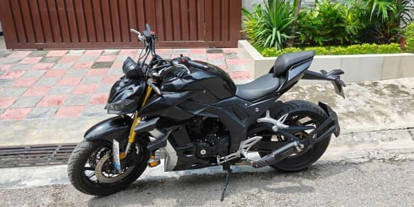 Ducati V4s Street Fighter Bike