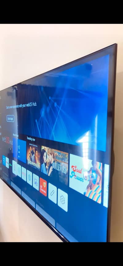 LG WEBOS software LED TV 4k 55inch with Box in warranty