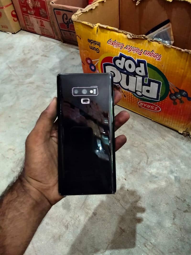 Samsung Mobile Note 9 1