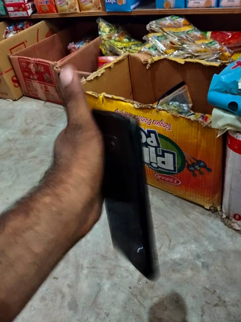 Samsung Mobile Note 9 4