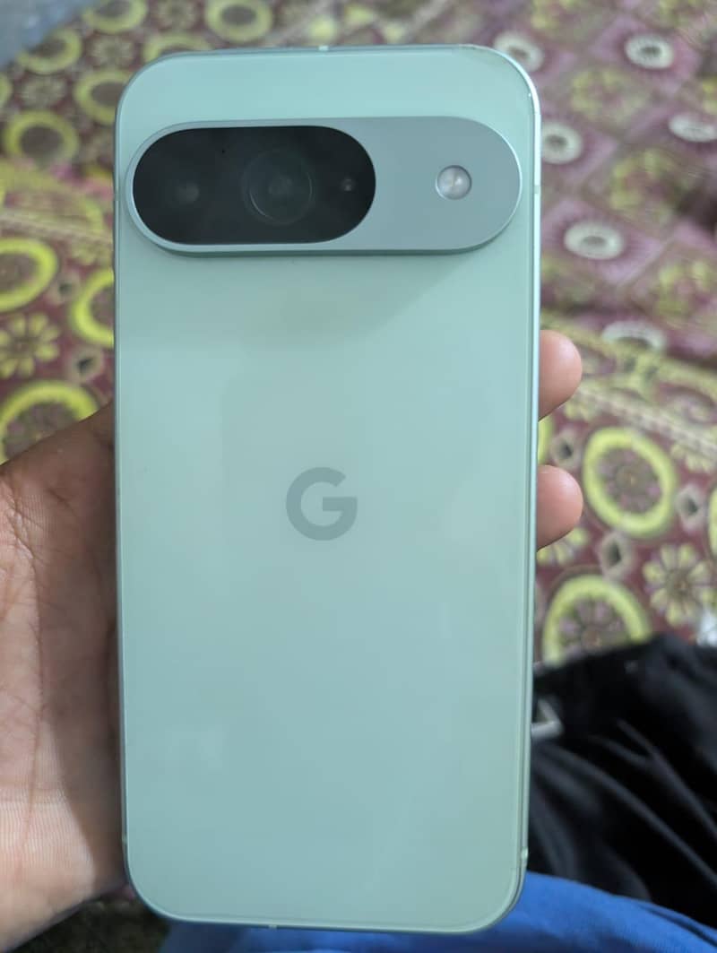 Google Pixel 9 2