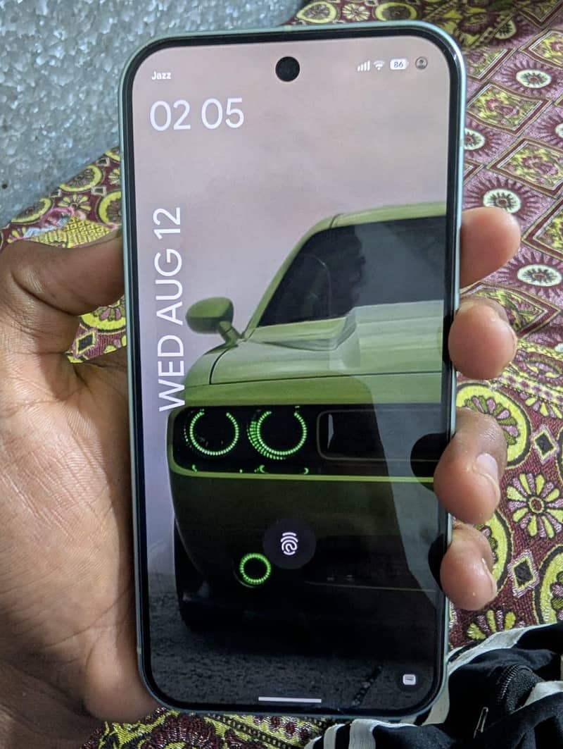 Google Pixel 9 5