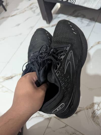 Original Brooks Glycerin 20 All Black Running Shoes