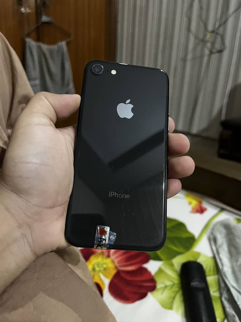 Apple iPhone 8 2