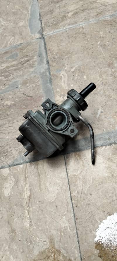 carborator   CD 70