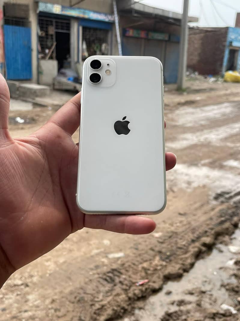 Apple iPhone 11 5