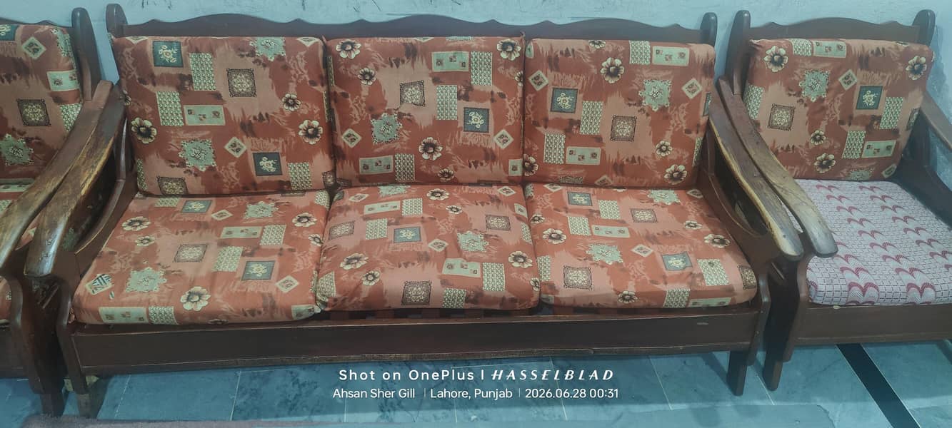 5 sitter sofa 0