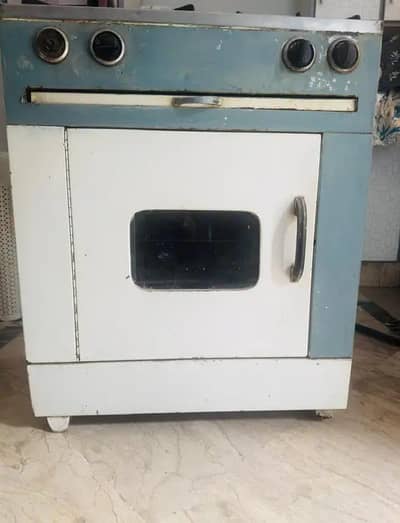 oven for sale 100 percent working and okay condition