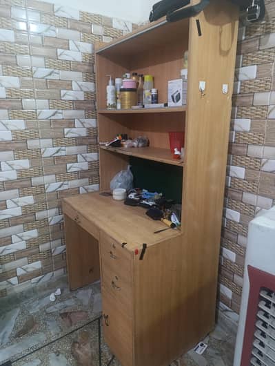 Study Tabel with side drawers